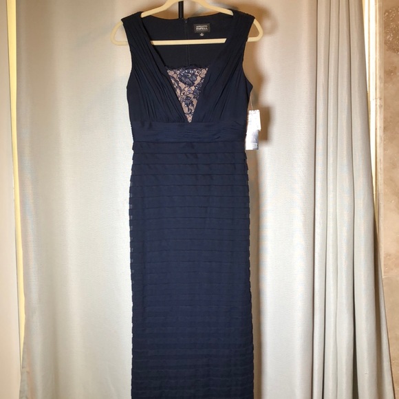 Adrianna Papell Dresses & Skirts - Adrianna Papell Navy Blue Gown Size 6
